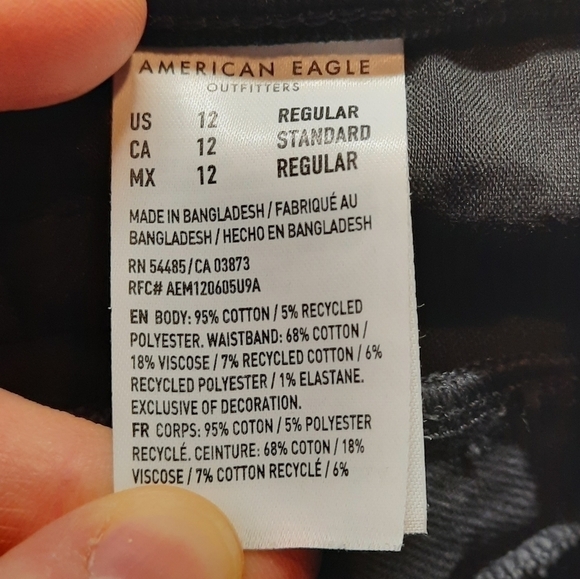 AEO (Size 12) Black Distressed Mom Jeans - Black - Picture 7 of 8